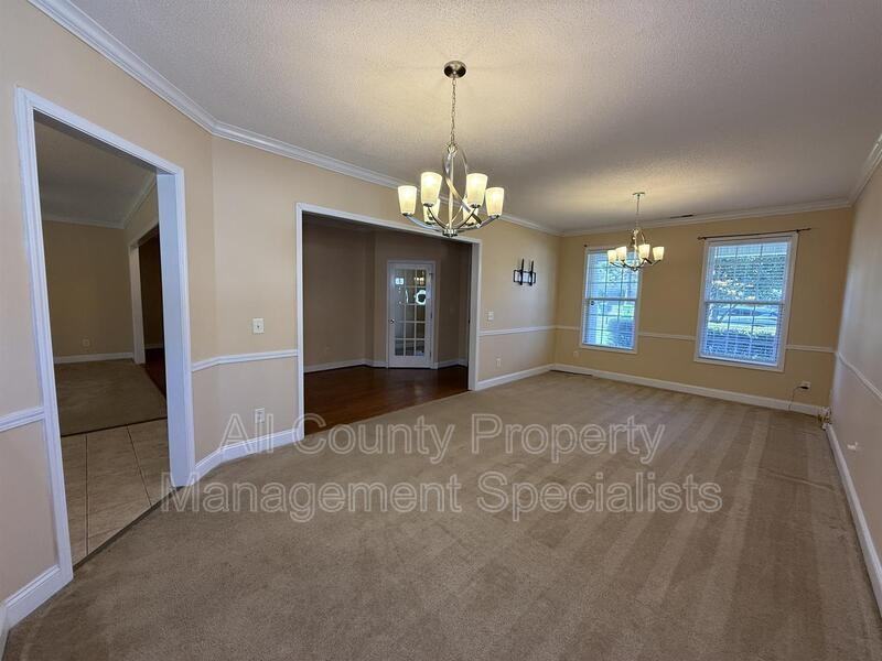 217 Baccharis Dr - Photo 3 of 18