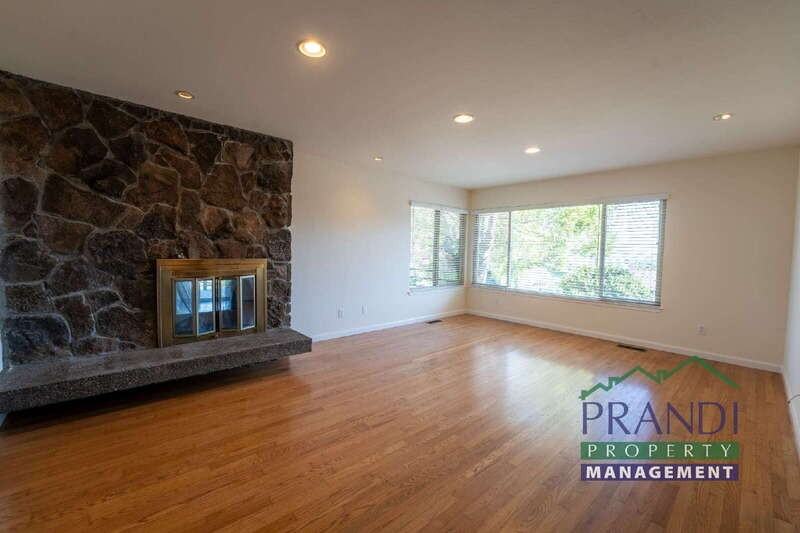 20 Portola Ave - Photo 3 of 23