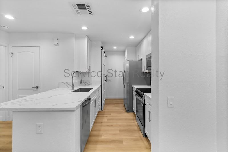 2035 S Elm St #126 - Photo 7 of 23