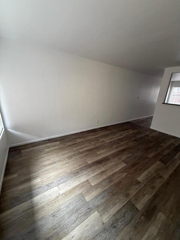 263 S Lemon St #B - Photo 3 of 15
