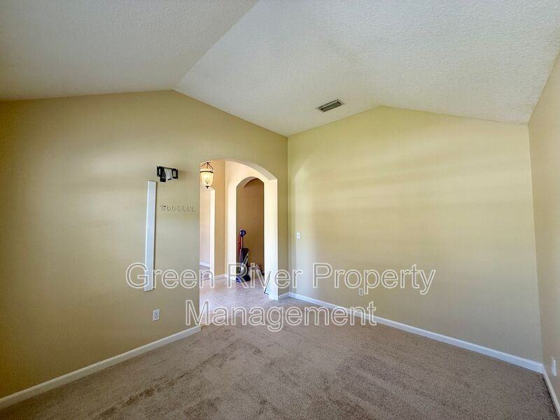 8716 Canopy Oaks Dr - Photo 7 of 50