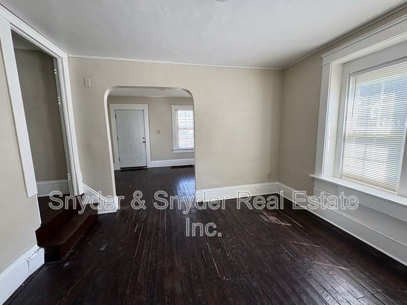 141 Fulton St - Photo 6 of 14