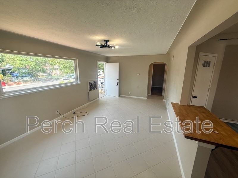 954 Winona Ct - Photo 3 of 20