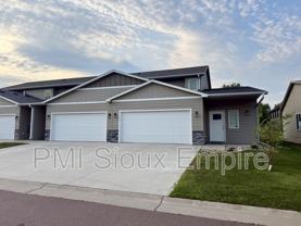 6114 E Copper Pl - Photo 1 of 1