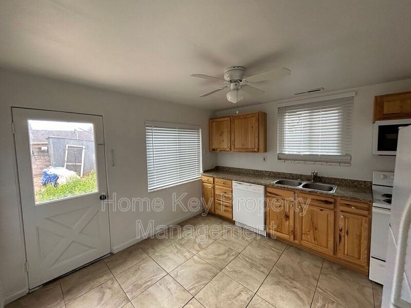 116 Sw #4 - Photo 3 of 15