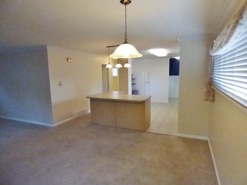 9590 S Amber Ln - Photo 3 of 15