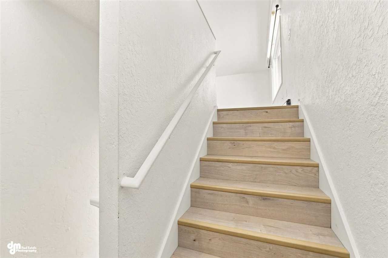 6500 E 10th Ave #1 - Photo 6 of 31