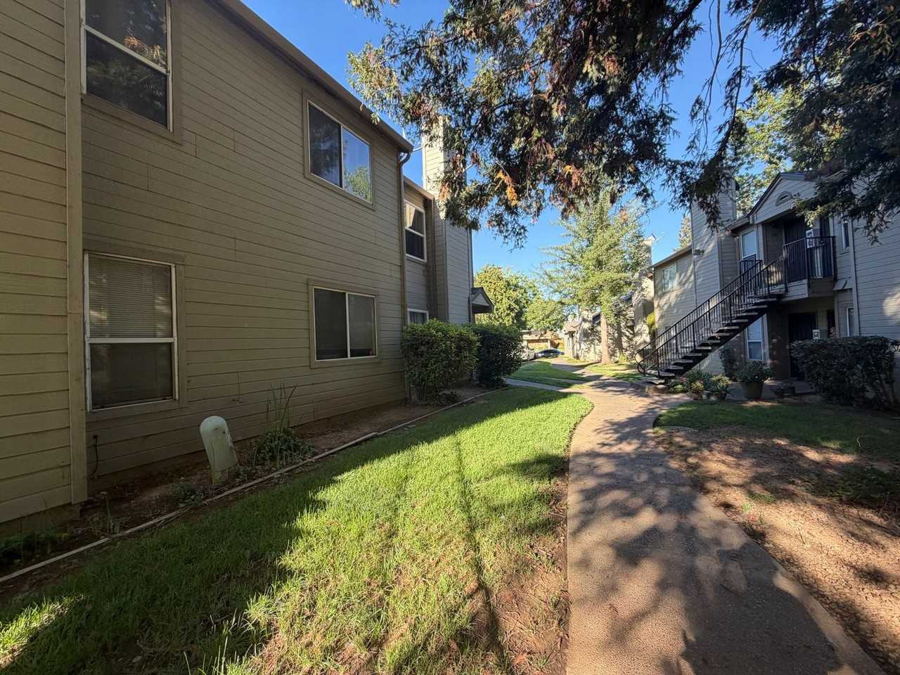 9151 Newhall Dr #116 - Photo 3 of 33