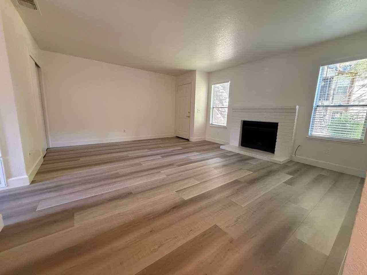 9151 Newhall Dr #116 - Photo 5 of 33