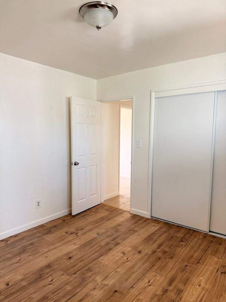 549 Mcintosh St - Photo 5 of 9