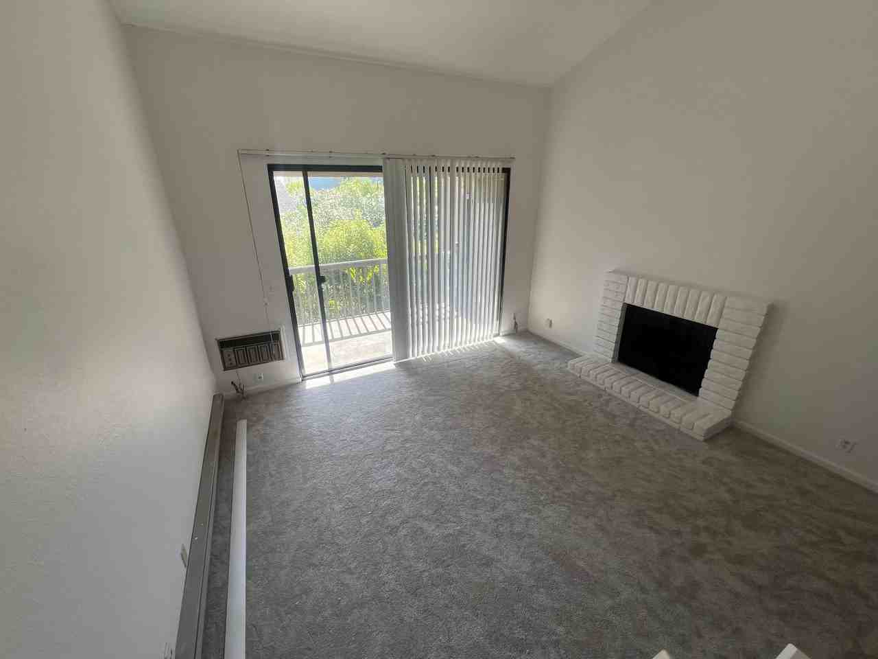 2000 Rock St #12 - Photo 7 of 14
