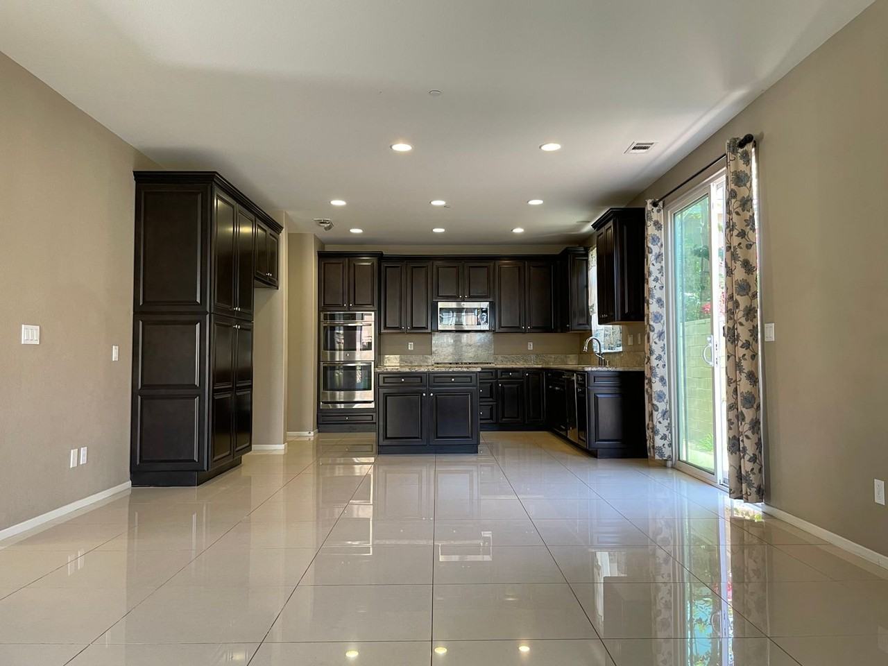 159 Fieldwood - Photo 2 of 20