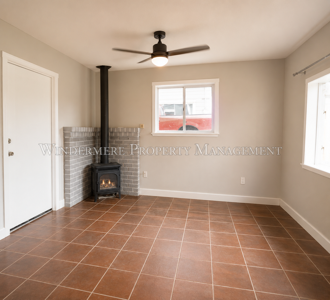 601 Hull Ave - Photo 7 of 13