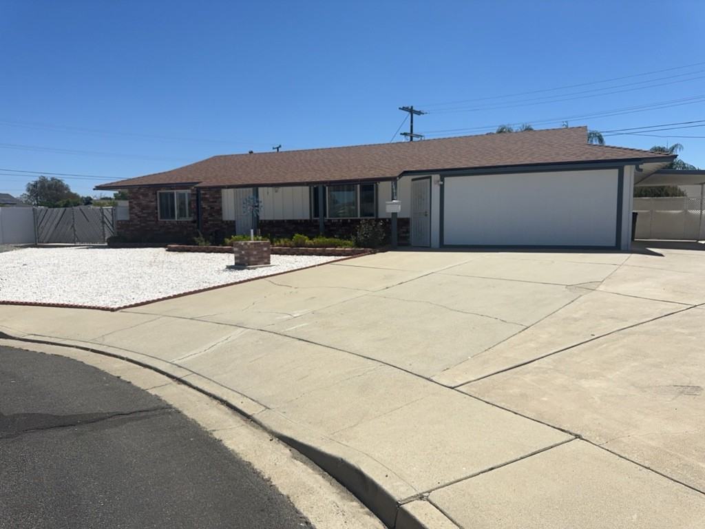 28610 Pebble Beach Dr - Photo 3 of 30