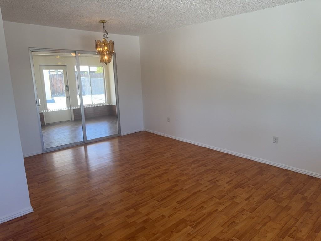 28610 Pebble Beach Dr - Photo 6 of 30