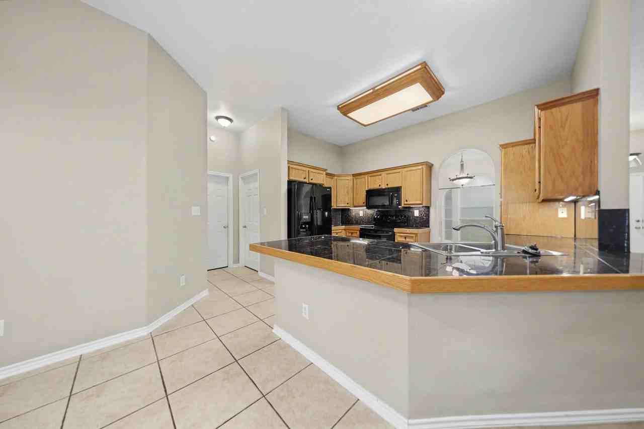708 Bullwhip Cir - Photo 5 of 29