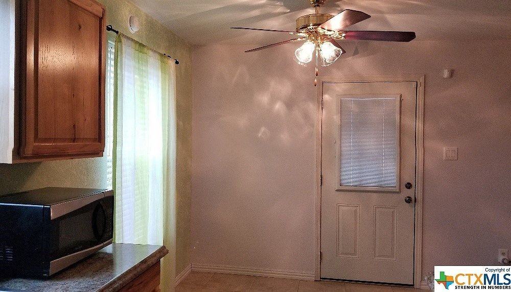 209 Ronald Dr - Photo 5 of 22