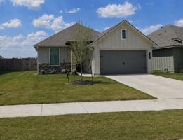 featured image of 903 James Parker Cir