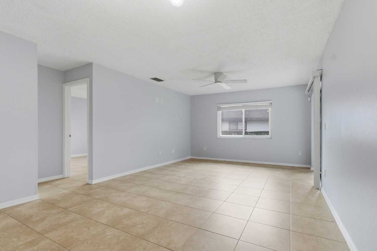 2701 Countryside Blvd #102 - Photo 4 of 23