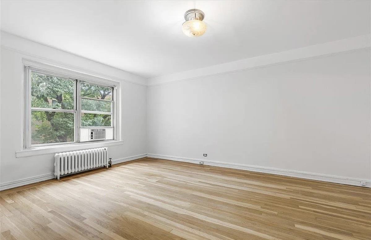 250 Bronxville Rd #4A - Photo 5 of 10