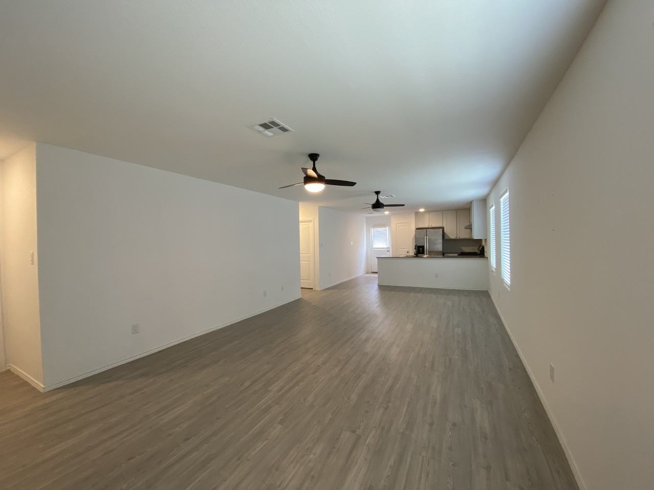 137 Cowboy Rdg - Photo 2 of 14