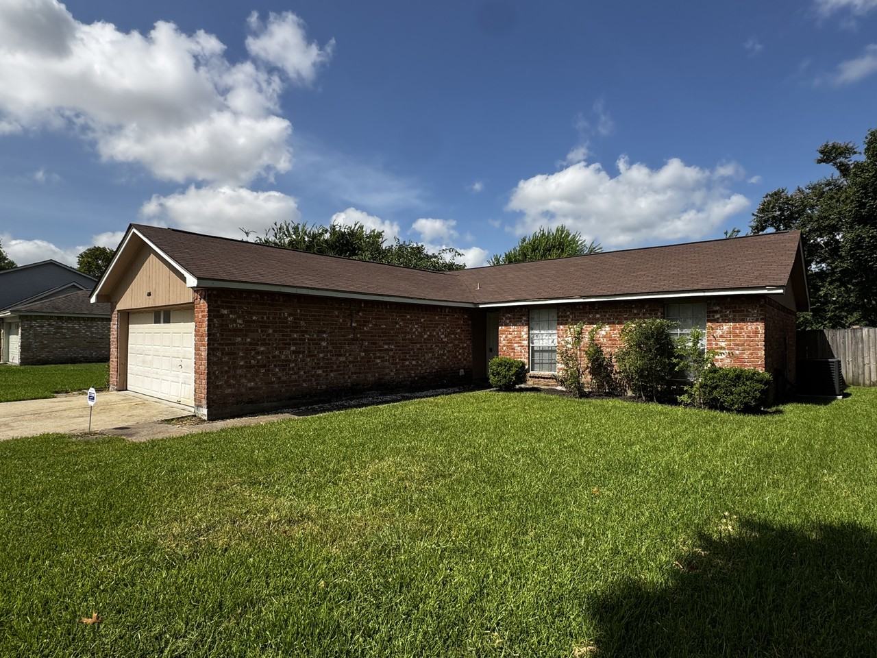 4806 Ripple Creek Dr - Photo 2 of 18