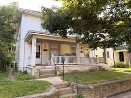 featured image of 324 S 15th St
