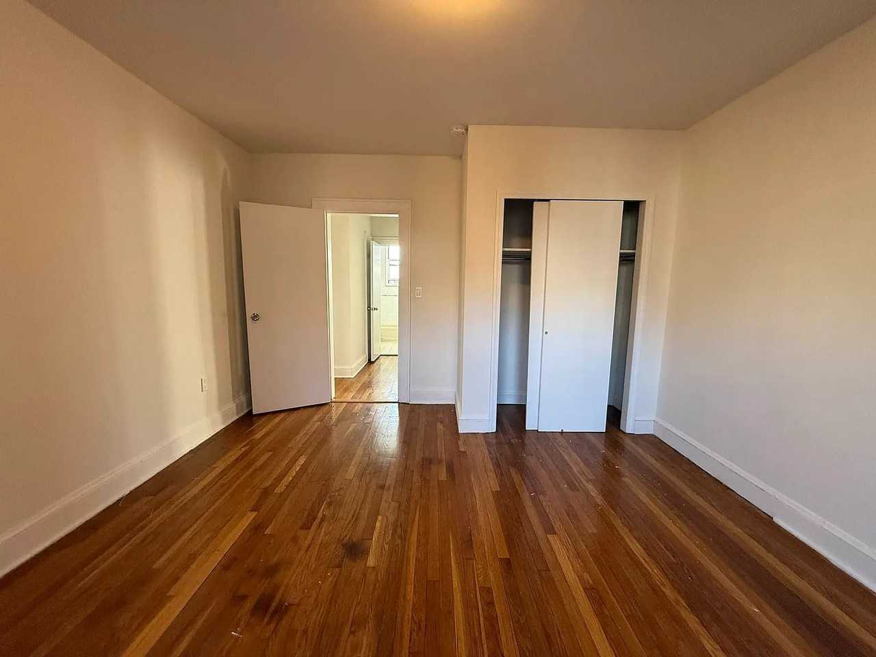 6820 Burns St #2 - Photo 4 of 12