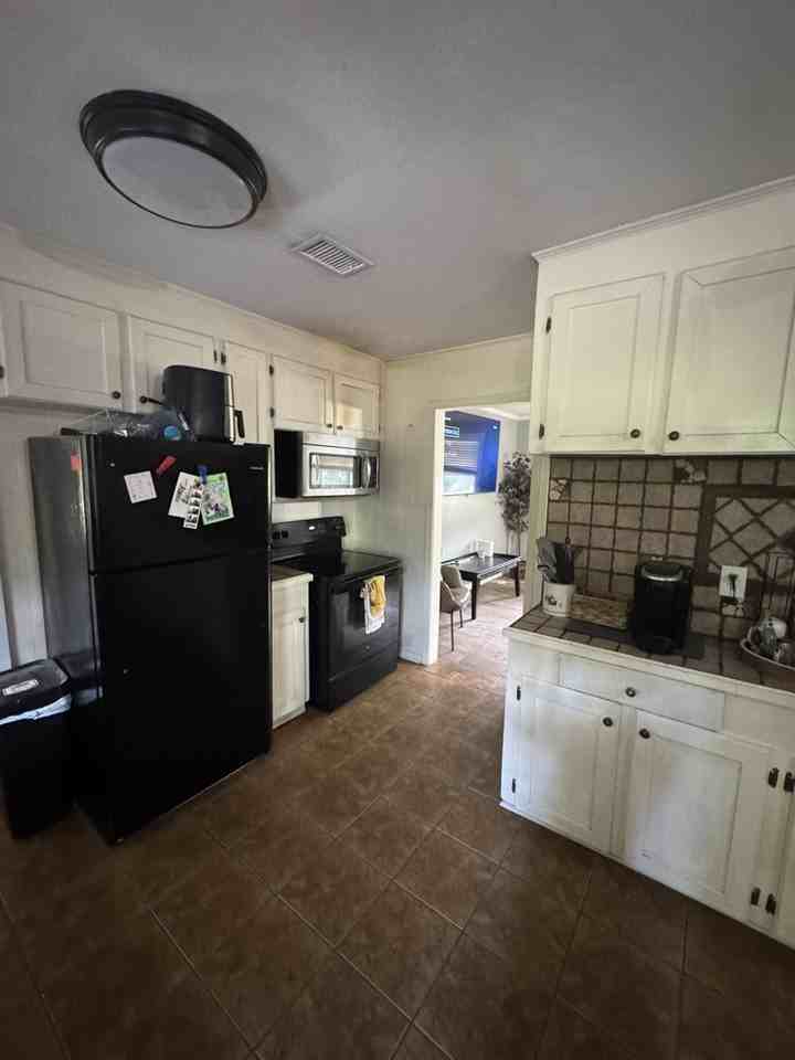 2808 Williamsburg Rd - Photo 5 of 15