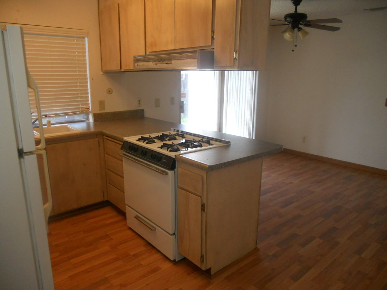 7205 Dedrick Ct - Photo 3 of 30