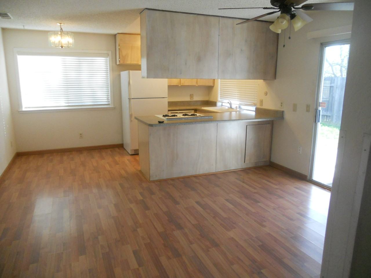 7205 Dedrick Ct - Photo 6 of 30