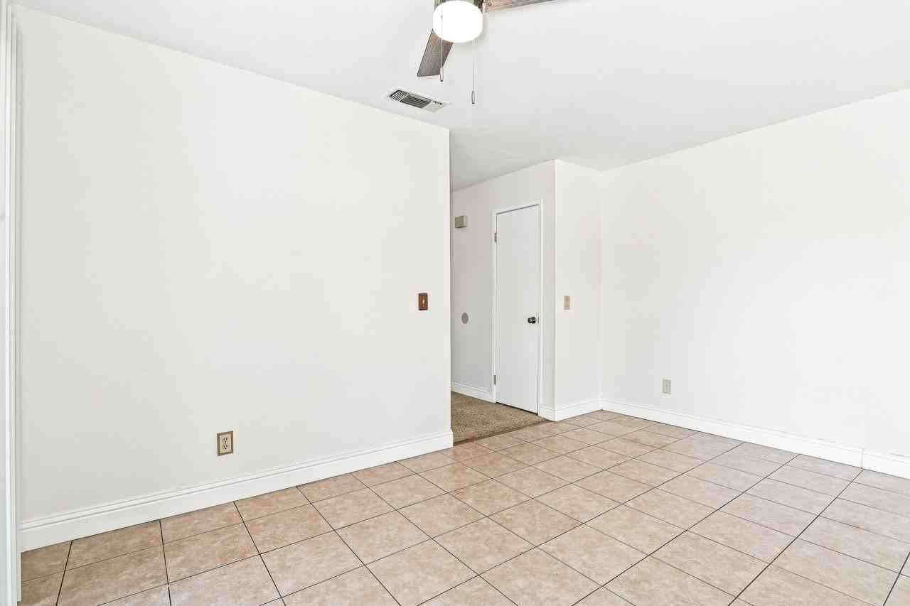 7205 Dedrick Ct - Photo 6 of 20