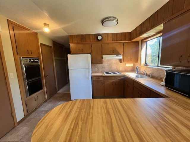 32300 Cape Kiwanda Dr - Photo 4 of 21