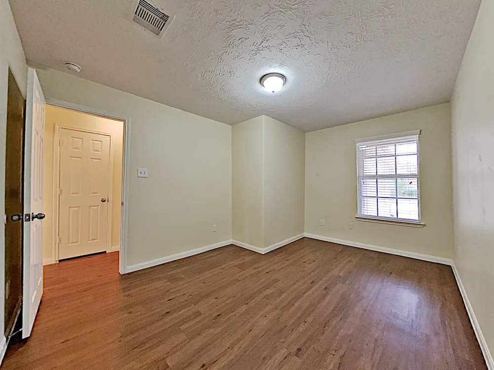 4025 Hawthorne Glen Ct #NA - Photo 3 of 6