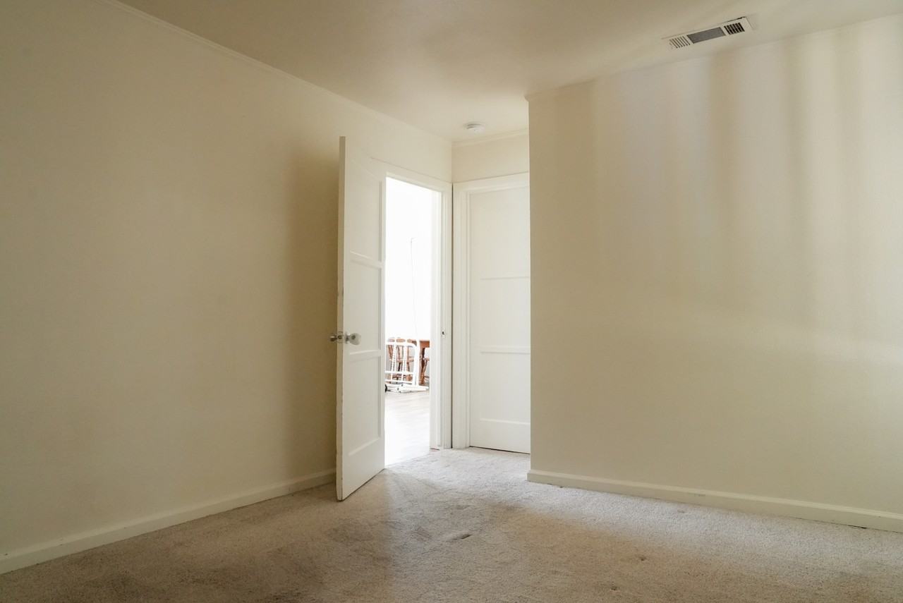 1531 W Mendocino Ave #NA - Photo 4 of 18