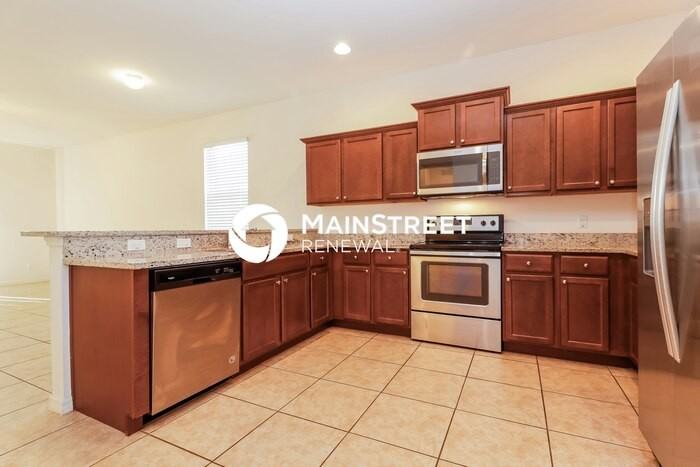 1402 Sw 18th Pl - Photo 7 of 16