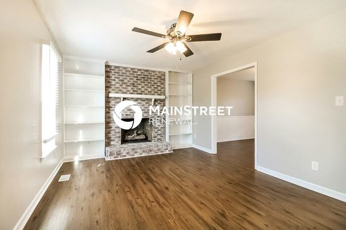 10025 Joe Leach Rd - Photo 6 of 17
