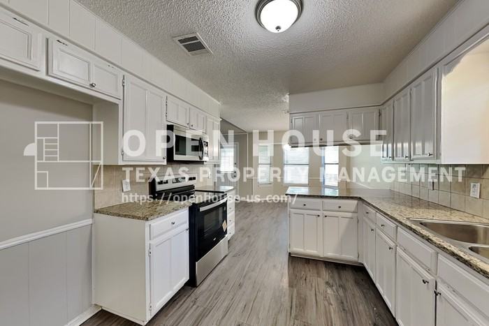 6625 Constitution Dr - Photo 7 of 20