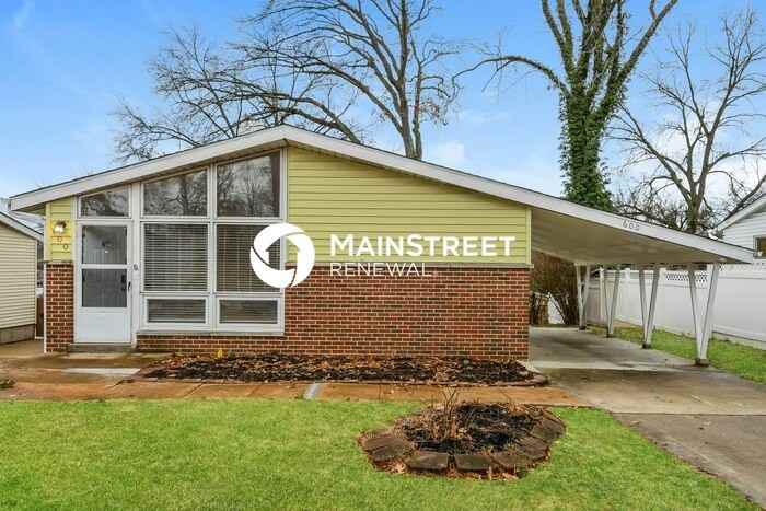 600 Acorn Dr - Photo 4 of 17