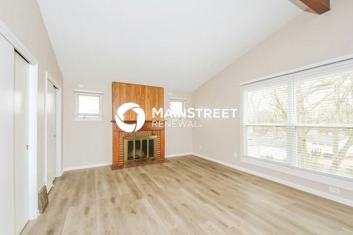 600 Acorn Dr - Photo 7 of 17