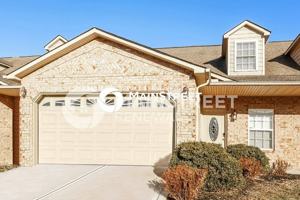 featured image of 7007 Echo Hill Way