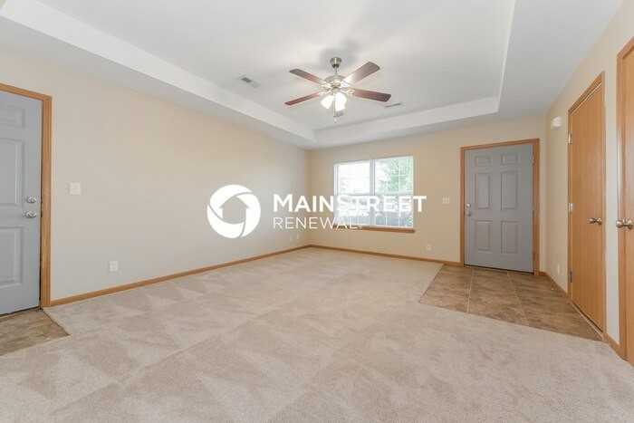 1524 Eagle Dr - Photo 4 of 16