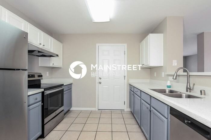 10730 W Glenrosa Ave - Photo 6 of 15