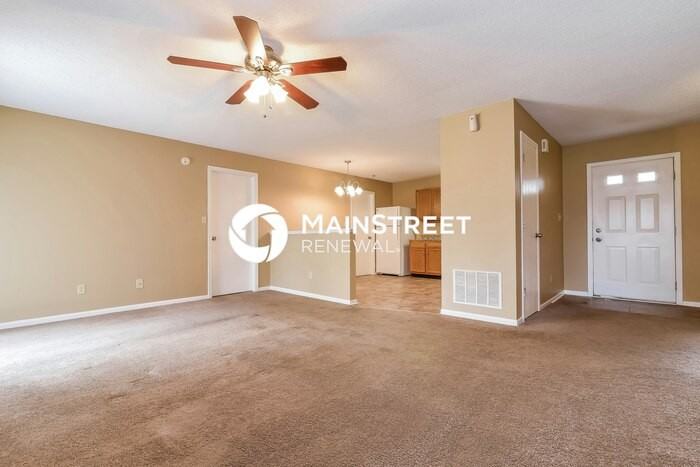 7467 Grandview Dr - Photo 2 of 16