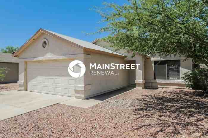 22218 N 32nd Ave - Photo 3 of 16