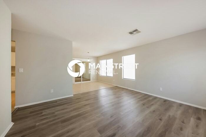 22218 N 32nd Ave - Photo 4 of 16
