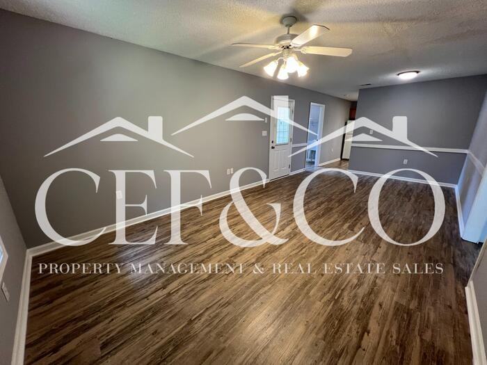 305 Vinyard Rd #305 - Photo 3 of 18