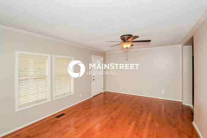 445 Wooden Trace Cir - Photo 4 of 16