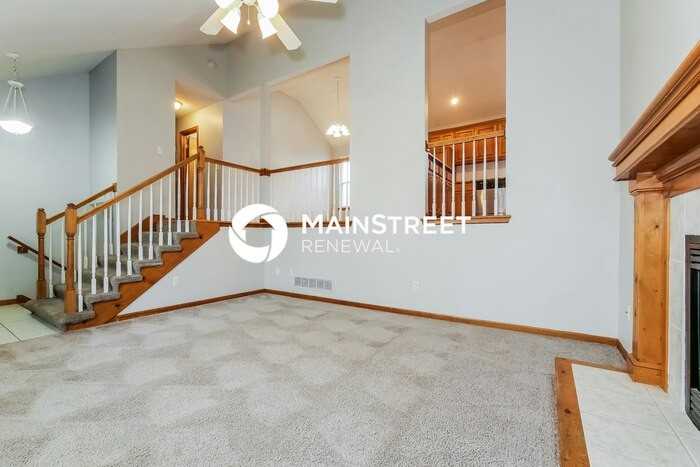 1004 Sw Ambush Ct - Photo 5 of 17