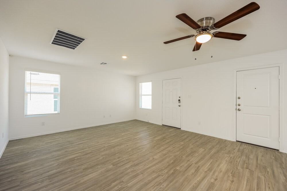 6614 Morgan Cp - Photo 4 of 16